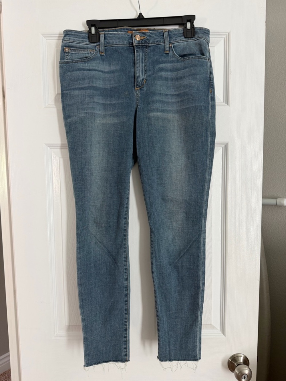 Joe's Women's Mid Wash Stretch Skinny Jeans, size 31